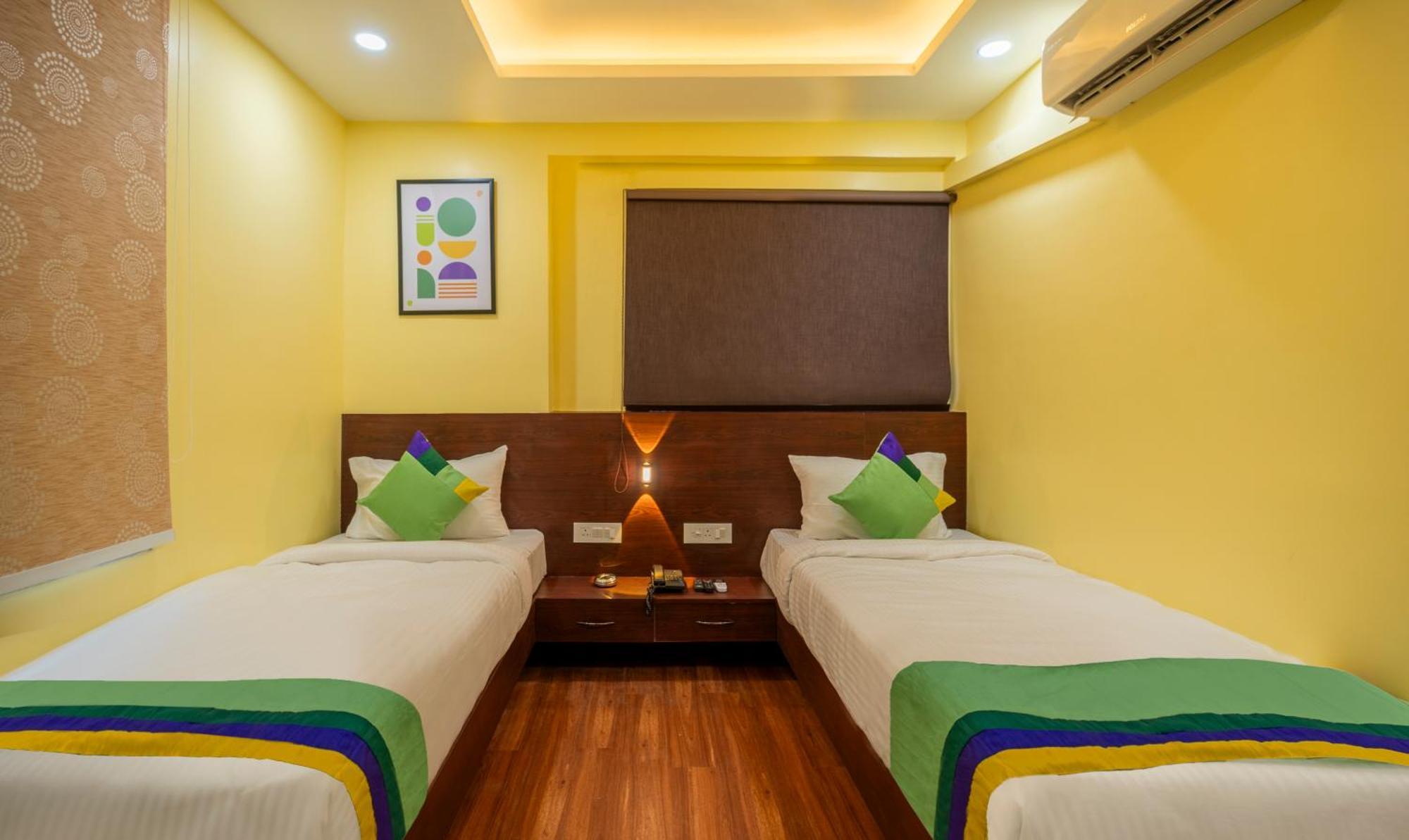 Treebo Taj Square, 10 Mins From Airport Hotel Patna  Exterior photo